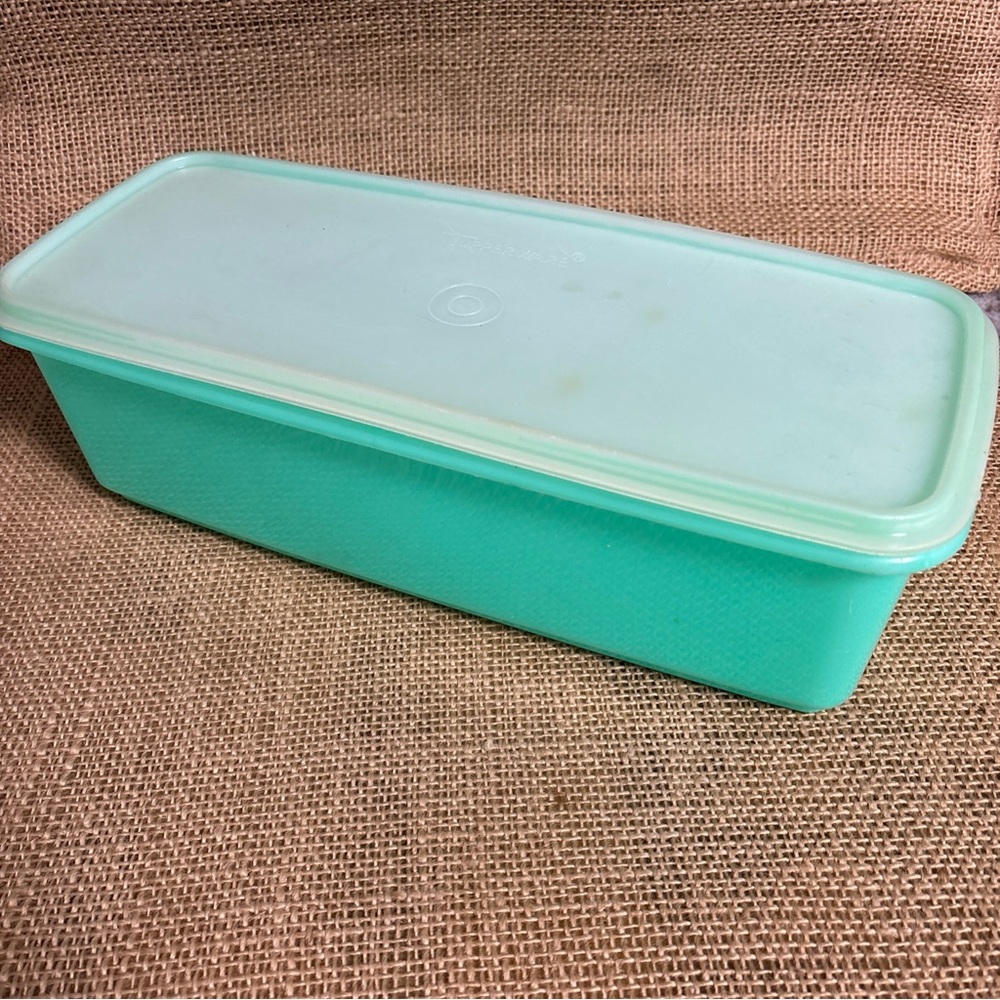 Vtg Tupperware Celery Vegetable Bread Keeper #782-1 Jadeite Green W/ Lid 784-4
